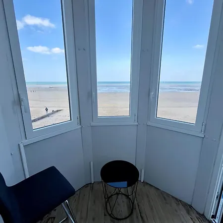 La Tourelle - Balcon Vue Mer Et Terrasse Plein Sud Saint-Aubin-Sur-Mer  Exterior photo